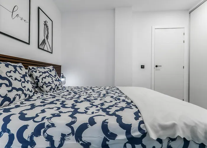 Апартаменты Cruz Kiko Residences